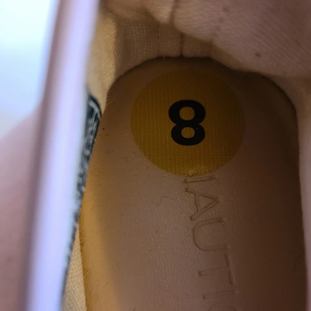 Nautica Casual Shoes Size 8 NWOT - Picture 4 of 6